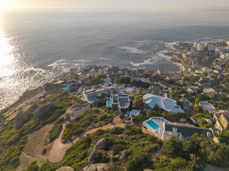 To Let 1 Bedroom Property for Rent in Bantry Bay Western Cape